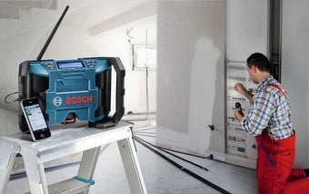 Bosch Professional GSR 10.8-2-LI + GML 10.8 V-LI