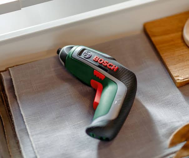 Bosch Home & Garden  IXO 7