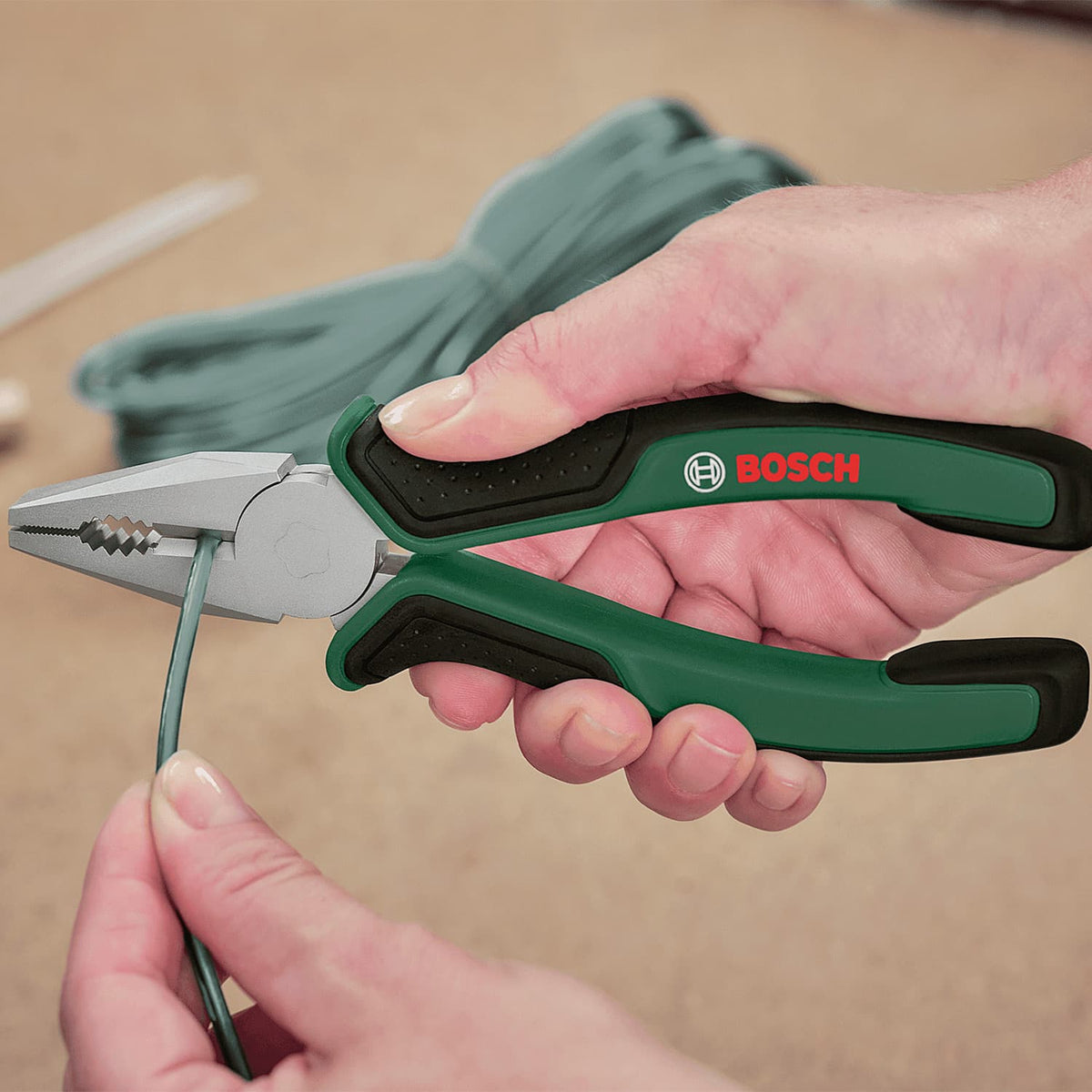 Hand tool Universal Hand Tool Set 25-Piece